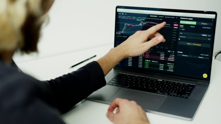 10 Potential US Stocks to Invest in June 2025